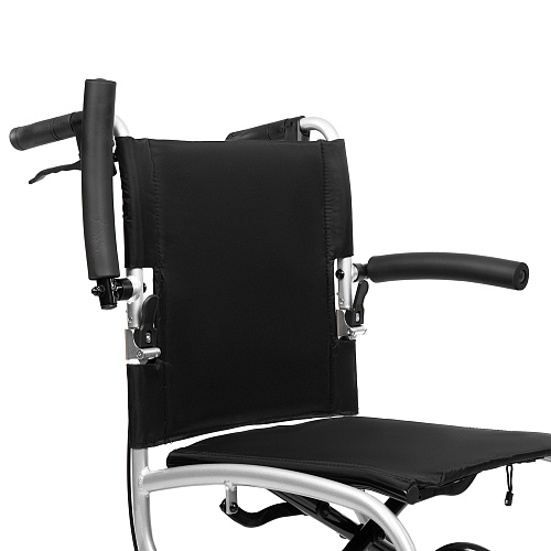 Откидные подлокотники