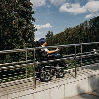 Pulse 390