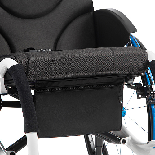 Карман под сиденьем